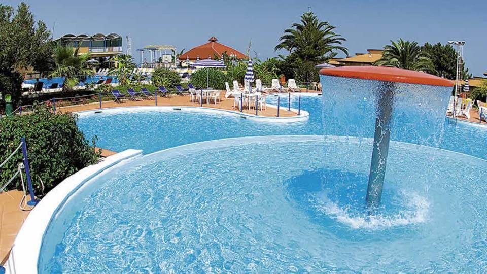 Residence Pace Village Tropea Eksteriør billede